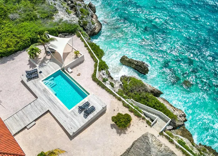 Coral Estate Holidays