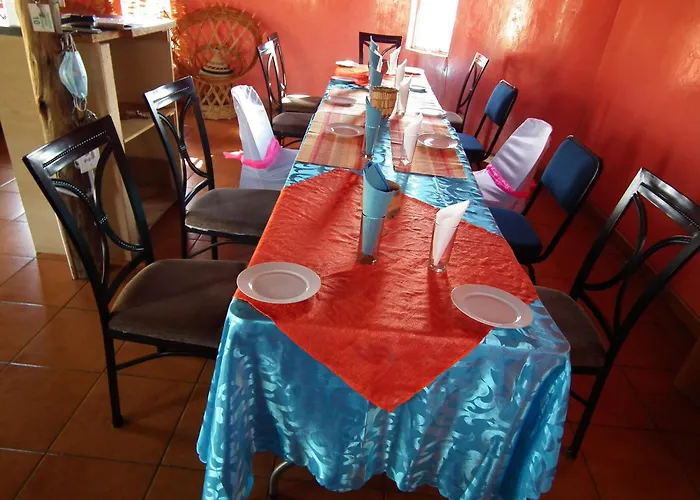 Ribaneng Lodge & Cultural Village