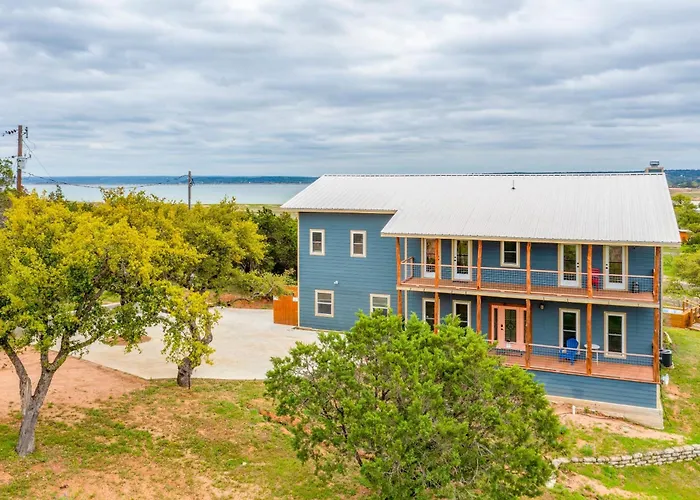 Lake Beach Access & Views, 5Kings!