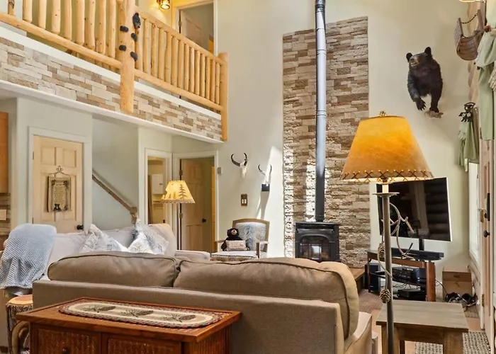 3Bdr Creekside Cabin Near Trails And Main Street