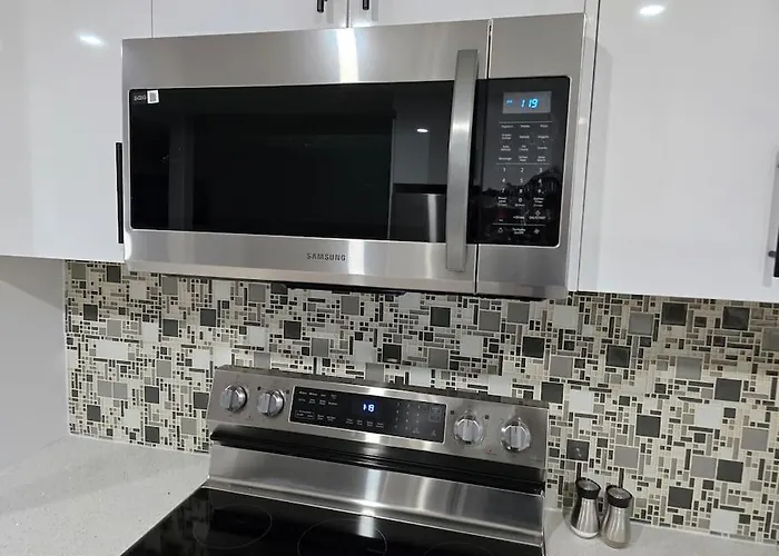 3 Bedroom Home Away From Home