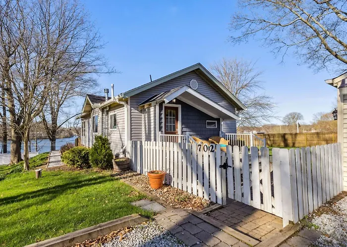 Hilltop Lakehouse - Free Kayaks Deck Plx