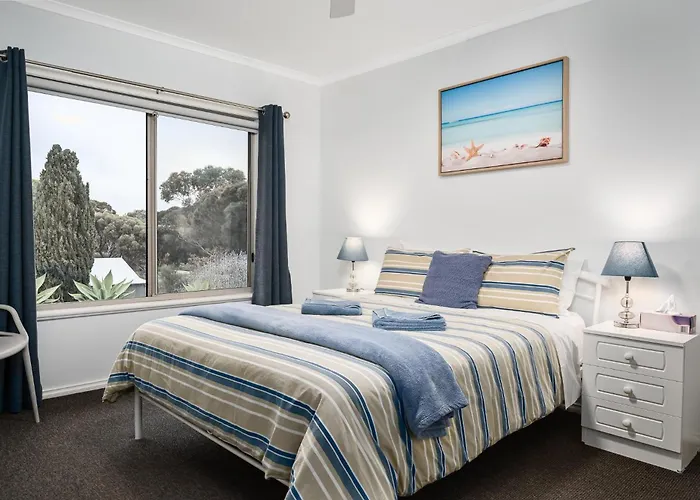 Emu Bay Holiday Homes