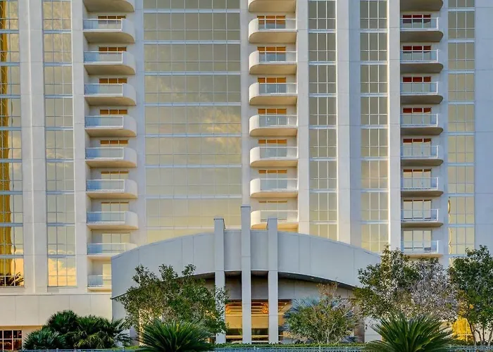 Mgm Signature-Strip View Jacuzzi Studio Work Desk