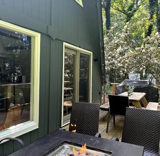 Cozy Cottage W Hot Tub, 5 Min Walk To Main St