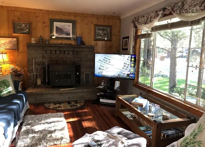 Tahoe Cottage Perfect For Couples And Outdoor Enthusiasts