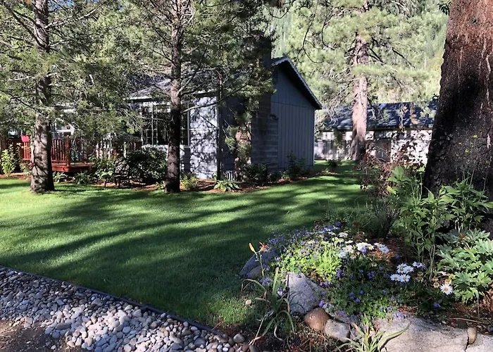 Tahoe Cottage Perfect For Couples And Outdoor Enthusiasts