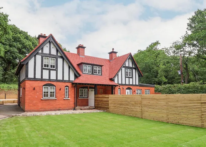 1 Golf Links Cottages