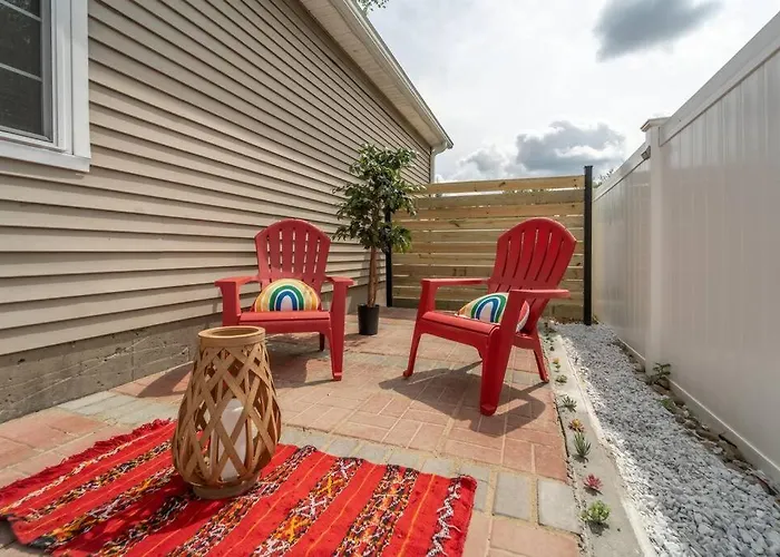 The Little Villa - 2Bed 1Bath Private Suite