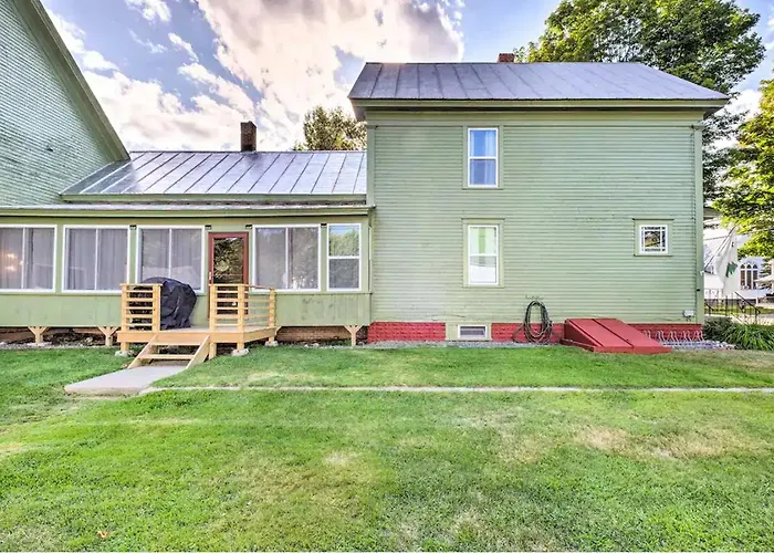Charming Bingham Home Near Outdoor Adventure, Pet Friendly!