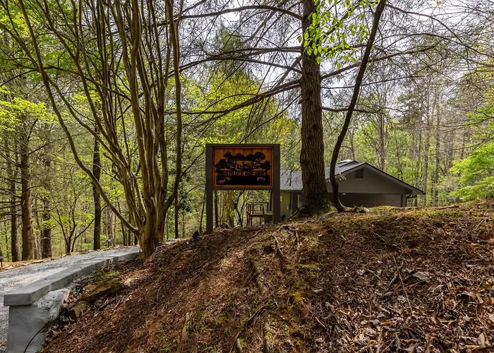 Hemlock Hideaway