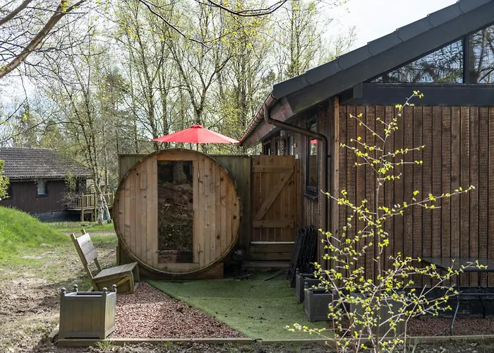 Cabin W Hot Tub, Sauna, King Beds, National Park