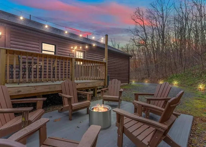 Amazing Mountain Views, Hot Tub, Fire Pit Evcharge