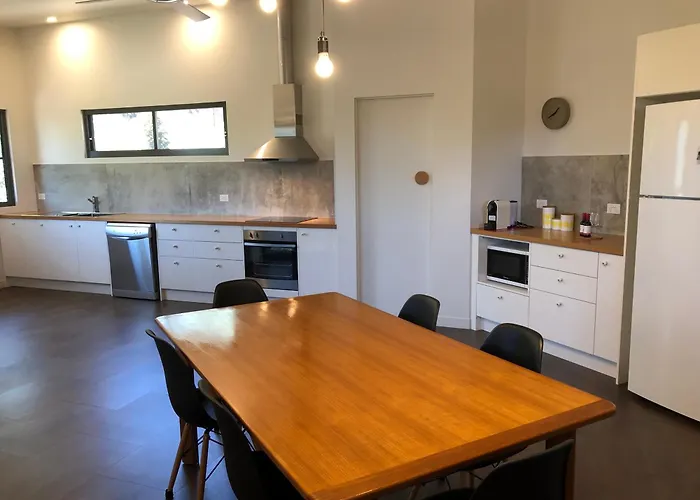 Saje'S House & Pod