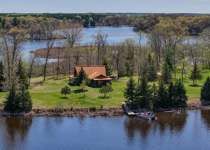 Private Island Escape < 6 Mi To Sand Valley Golf