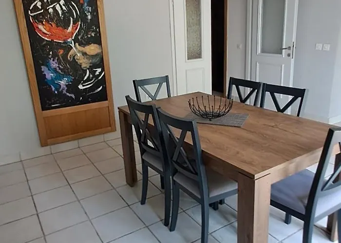 Family Apartment Maria