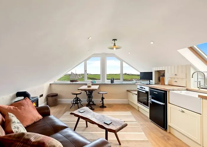 Swn Y Mor - 1 Bedroom Cottage - Whitesands