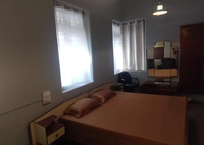 Madhav Bhavan Guest House