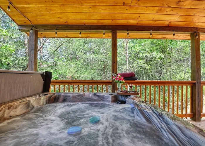 Theater Room, Private Sauna, Hot Tub, Arcade, Pool