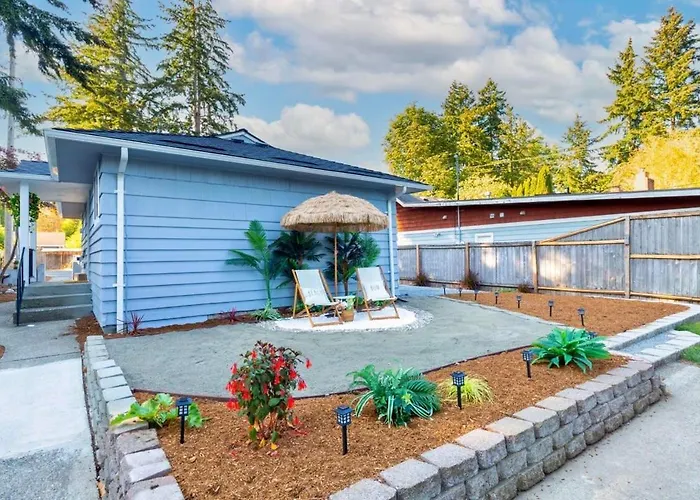 Hidden Renovated Garden Cottage Near Costco I99