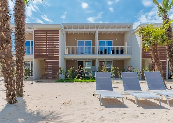 Wave Island! Luxury resort a Jesolo - Piscina e Park free!