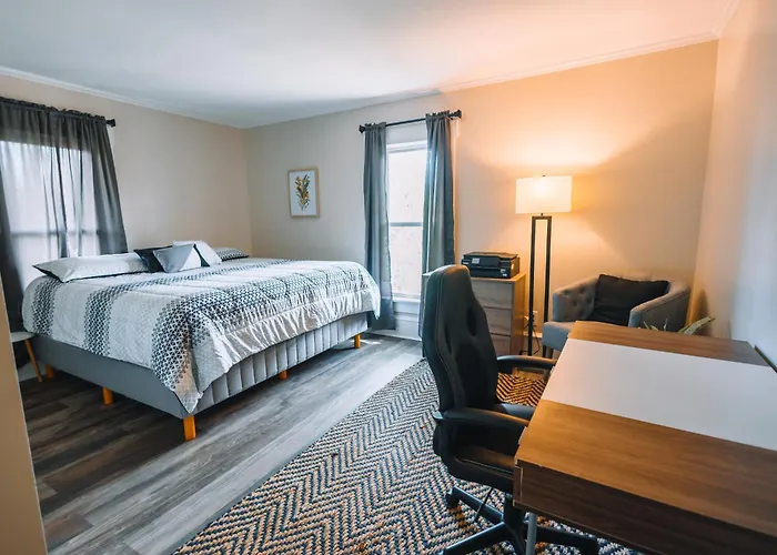 Downtown Escape Great For Large Families & Groups