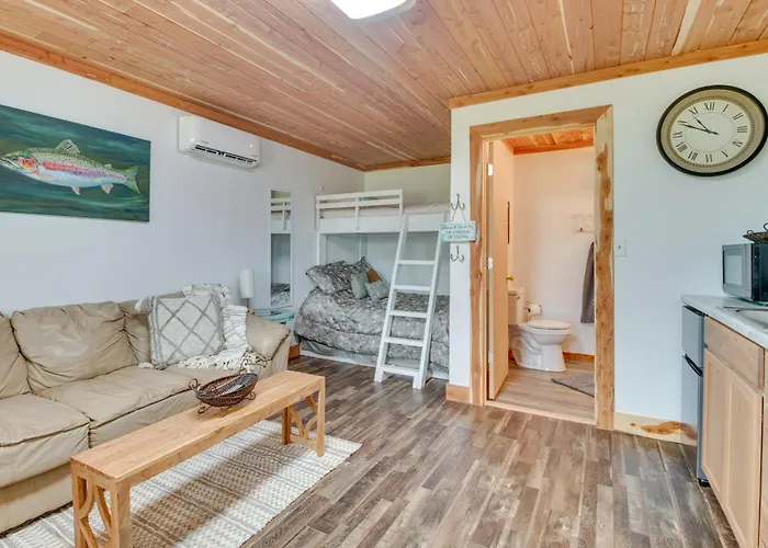 Norfork Studio By White River: Ideal For Fishing!