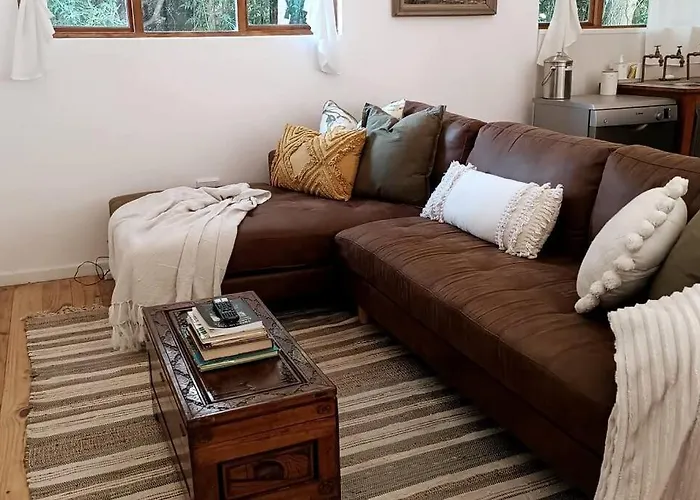 Entire Cottage In Stormsriver