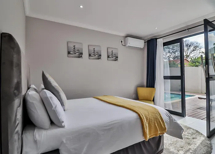 House Of Bongekile 4 Bed Luxury Home 10 Min From Kruger National Park, Malelane