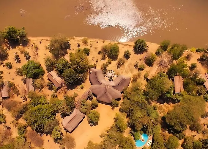 Thornicroft Lodge - South Luangwa