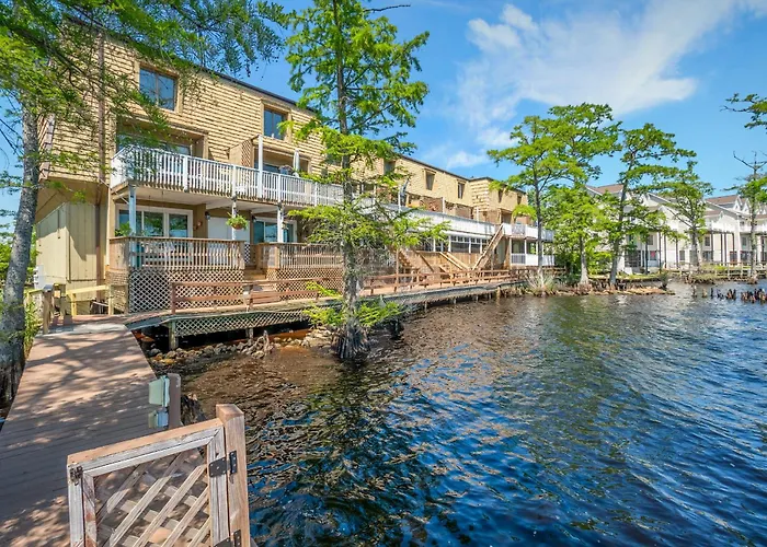 Downtown Waterfront Condo W Boat Slip & Deck