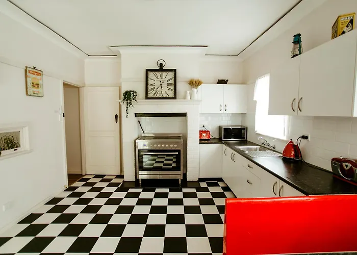 King Cottage