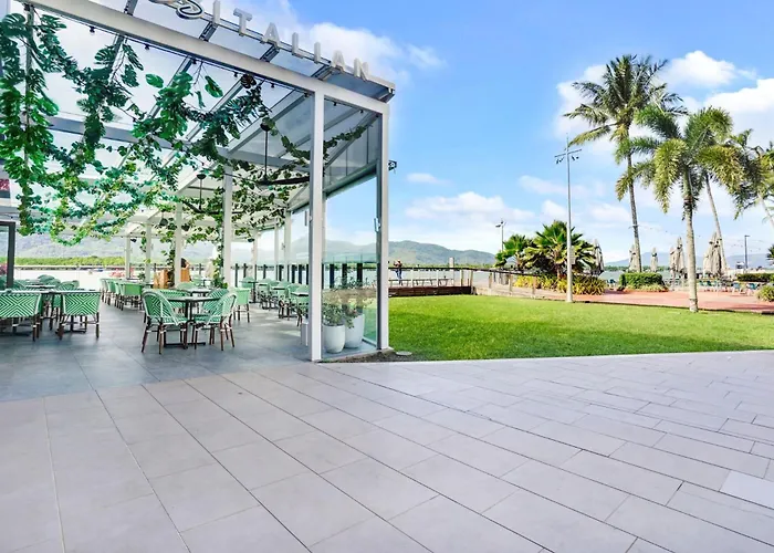 1101 Harbour Lights With Ocean Views