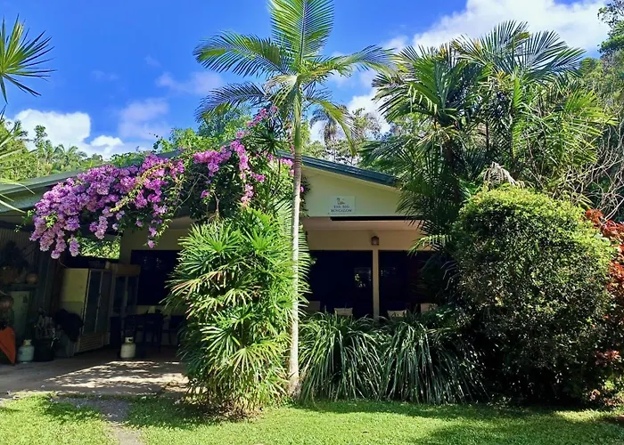 Thornton Beach Bungalows Daintree