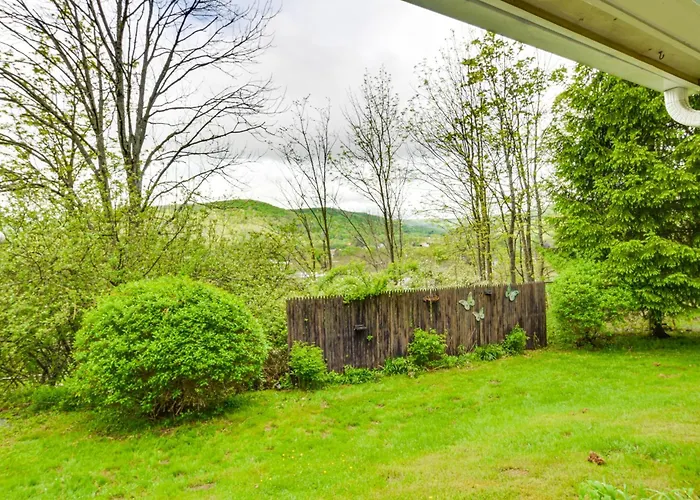 Mountain-View Home In Great Valley W/ Large Yard!