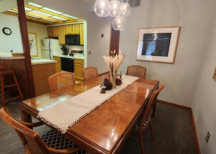 Southridge #2 Cozy Condo Near Harbor Springs, One Bedroom Unit
