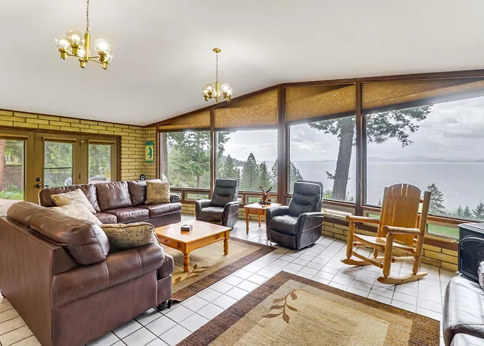 Flathead Lake Views: Scenic & Spacious Retreat!
