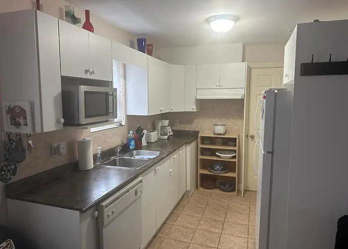 Clean And Quiet 2 Bdr 2 Bthr Private Entrance Entire Guests Suite Near Coquitlam Center Mall And Skytrain