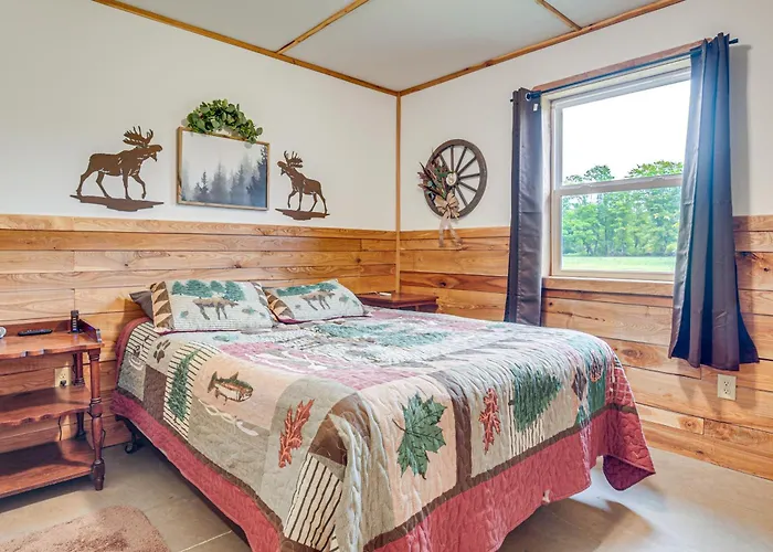 Toivola Home W/ Fire Pit: 8 Mi To Lake Superior!