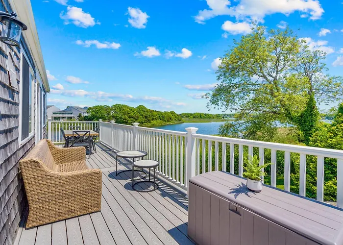 Waterfront Oasis In Yarmouth, Cape Cod