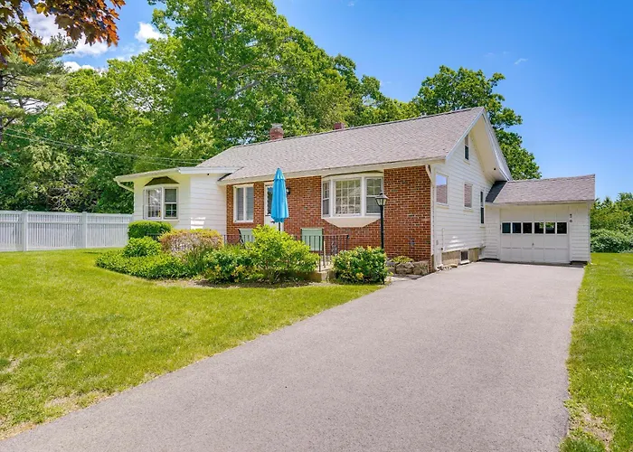 1 Mi To Beach! Family Gloucester Gem W/ Yard