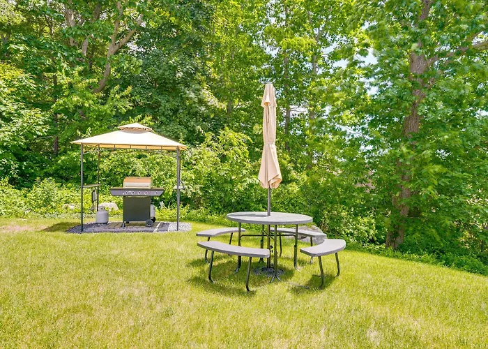 1 Mi To Beach! Family Gloucester Gem W/ Yard