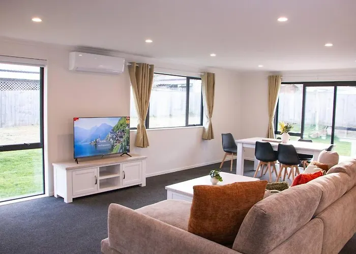 Fabulous 4 Bedrooms House In Rotorua