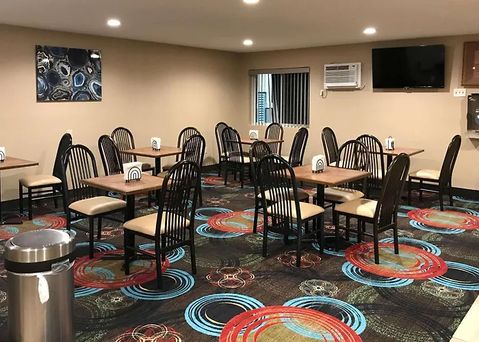 Econo Lodge La Crosse North