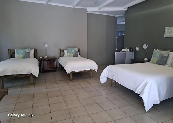 Ebundu Lodge