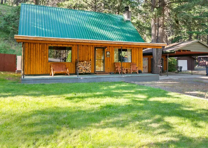 White Pass Log Cabin Luxury Retreat
