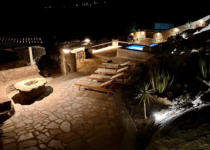 Apostolis House