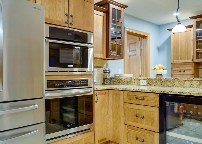 Adirondack Retreat W/ Heated Pool & Scenic Views!
