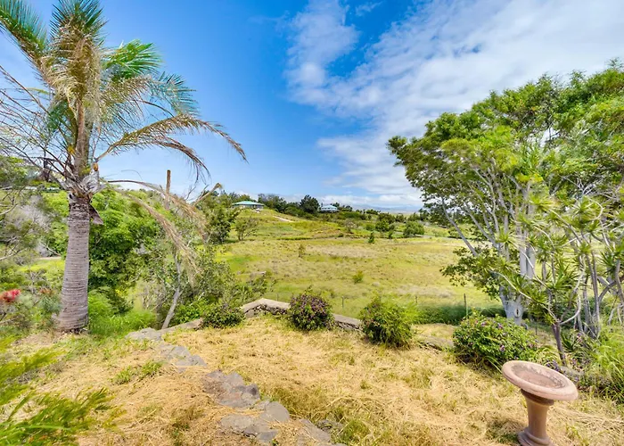 Secluded Waimea Hideaway W/ Lanai & Views!