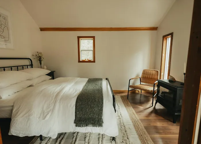 The Doma Lodge - Cozy Muskoka Cabin In The Woods